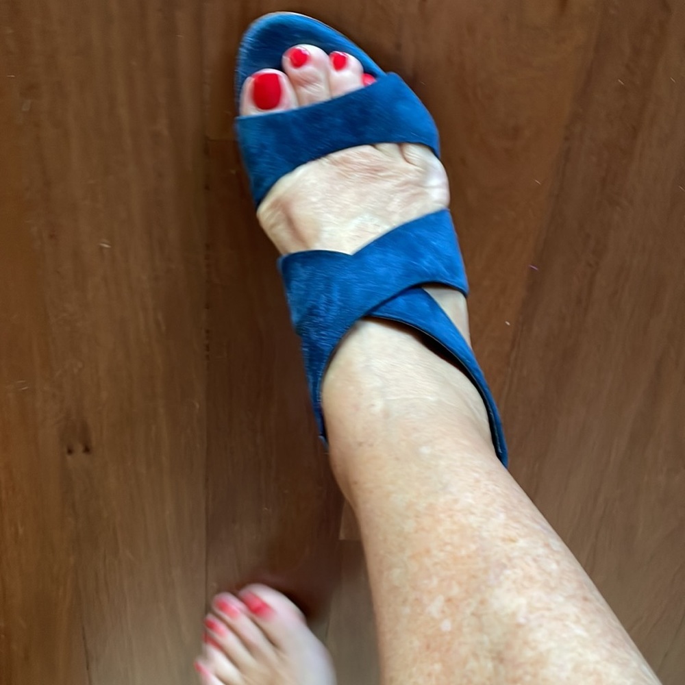 DVF Blue suede stiletto. 7 M. Made in Italy. - Picture 6 of 11